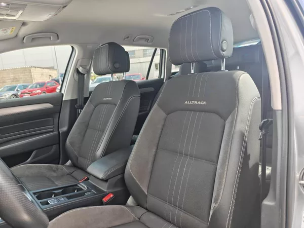 Volkswagen Passat Alltrack 7DSG 4Motion 2,0TDi - foto 6