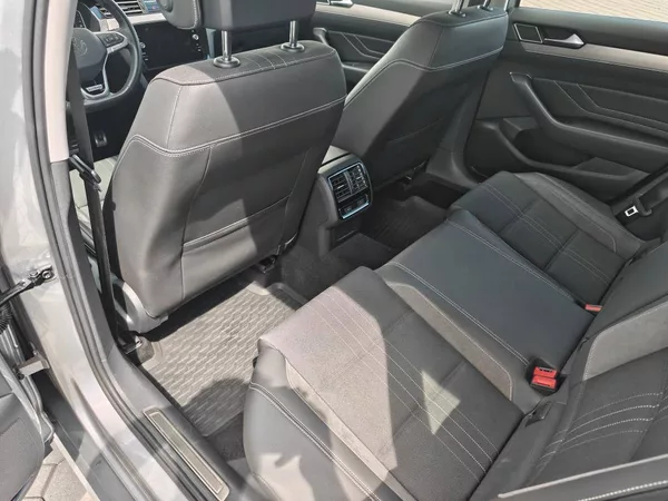 Volkswagen Passat Alltrack 7DSG 4Motion 2,0TDi - foto 7