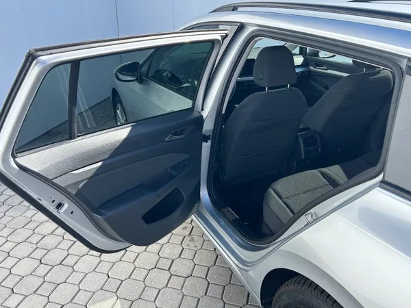 Volkswagen Golf Life 7DSG 1,5 eTSI - foto 7