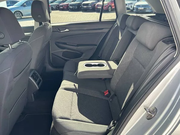 Volkswagen Golf Life 7DSG 1,5 eTSI - foto 8