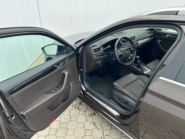 Škoda Superb L&K 4x4 7DSG 2,0TDI - foto 5