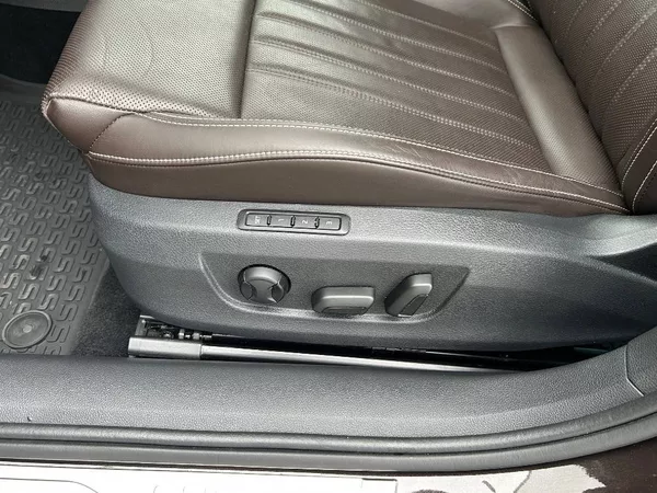 Škoda Superb L&K 4x4 7DSG 2,0TDI - foto 7
