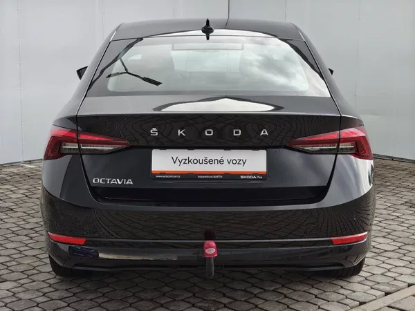 Škoda Octavia Ambition 1,5TSI - foto 20