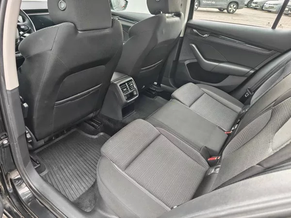 Škoda Octavia Ambition 1,5TSI - foto 7