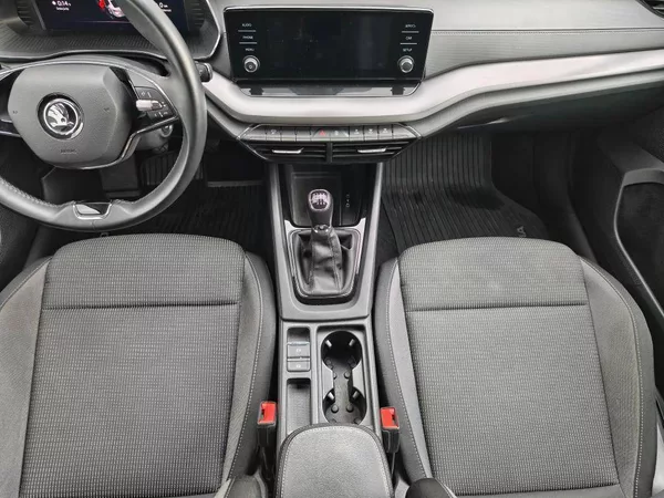 Škoda Octavia Ambition 1,5TSI - foto 9