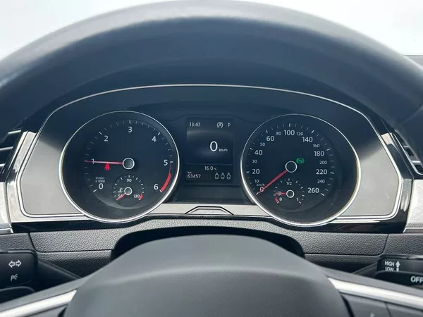 Volkswagen Passat Business 2,0TDi - foto 12