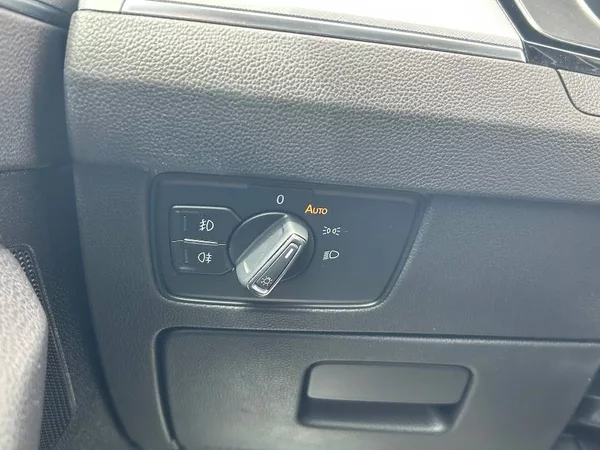 Volkswagen Passat Business 2,0TDi - foto 20