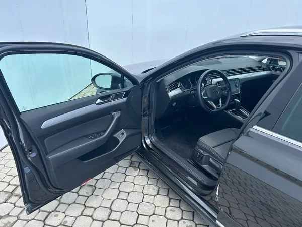 Volkswagen Passat Business 2,0TDi - foto 5