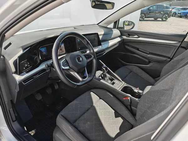 Volkswagen Golf Life 6G 1,0TSi - foto 5