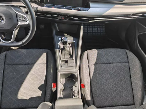 Volkswagen Golf Life 6G 1,0TSi - foto 9