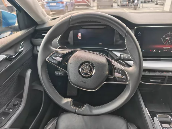 Škoda Octavia Style 7DSG 2,0TDI - foto 10