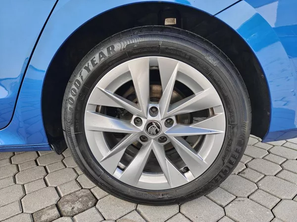 Škoda Octavia Style 7DSG 2,0TDI - foto 20