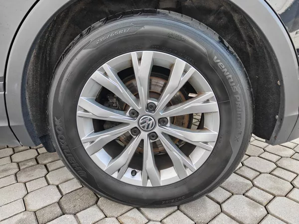 Volkswagen Tiguan Trendline 6G 2,0TDI - foto 20
