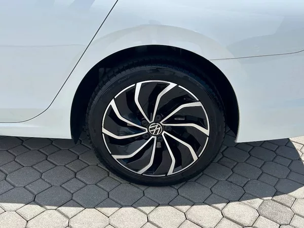 Volkswagen Golf Life 6G 1,5TSi - foto 21