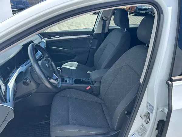 Volkswagen Golf Life 6G 1,5TSi - foto 6