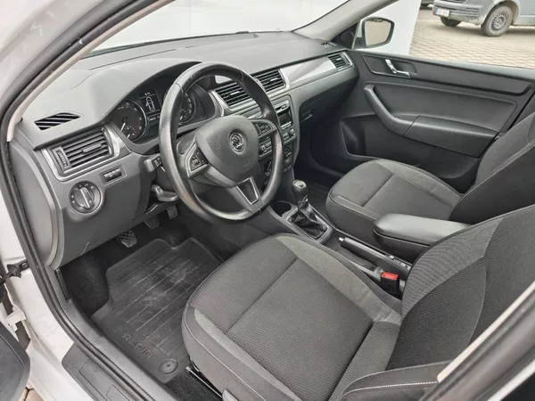 Škoda Rapid Ambition 1,2 TSI - foto 5