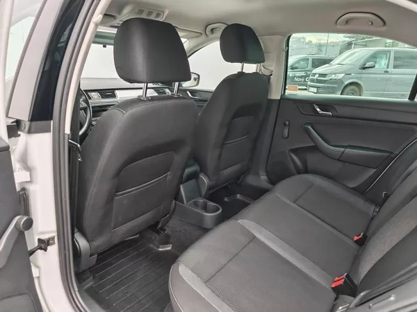 Škoda Rapid Ambition 1,2 TSI - foto 7