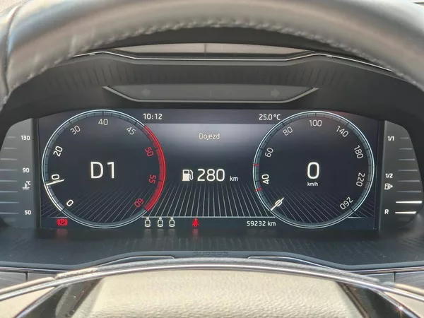 Škoda Superb Ambition 7DSG 2,0TDI - foto 11