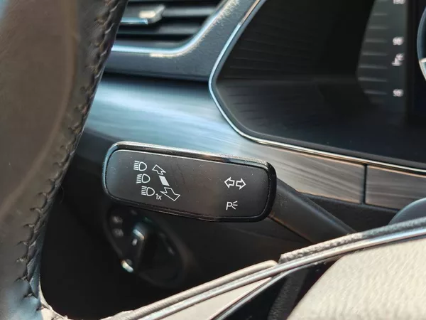 Škoda Superb Ambition 7DSG 2,0TDI - foto 16