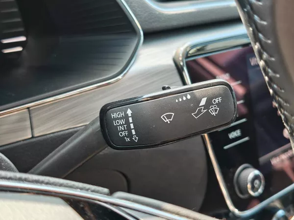 Škoda Superb Ambition 7DSG 2,0TDI - foto 17