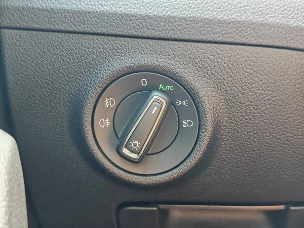 Škoda Superb Ambition 7DSG 2,0TDI - foto 19