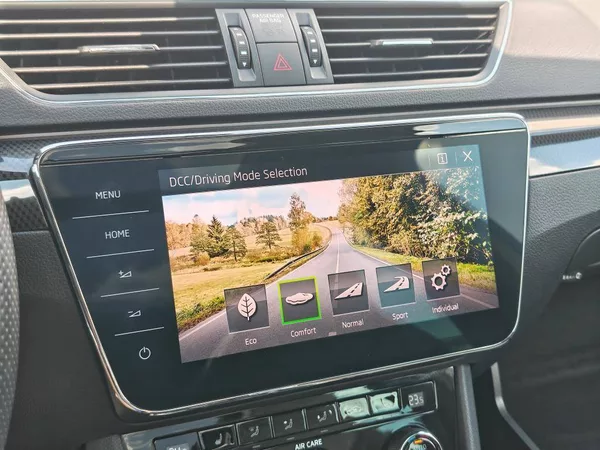 Škoda Superb SportLine ABT DSG 2,0TDI - foto 15