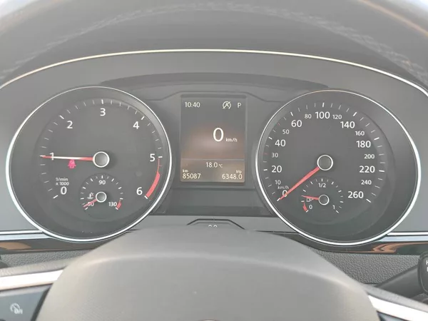 Volkswagen Passat Business 2,0TDi - foto 13