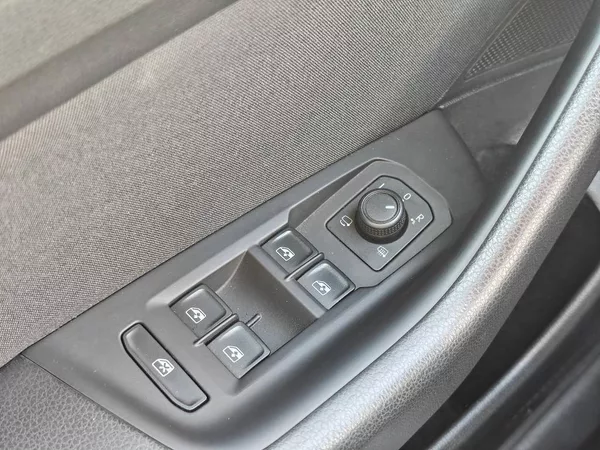 Volkswagen Passat Business 2,0TDi - foto 20