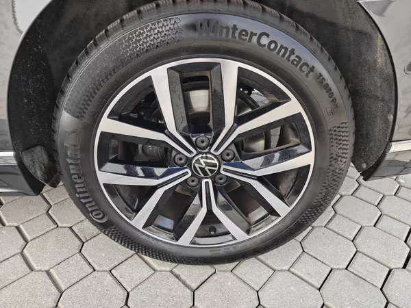 Volkswagen Passat Business 2,0TDi - foto 21
