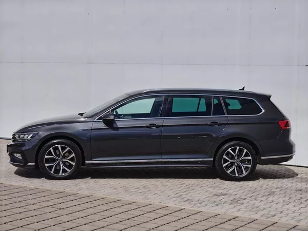 Volkswagen Passat Business 2,0TDi - foto 3