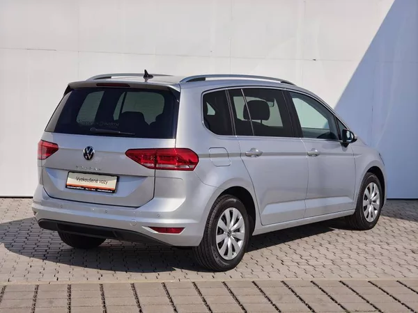 Volkswagen Touran Comfortline 7DSG 1,5TSI - foto 2