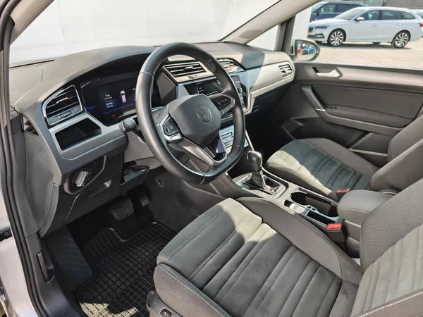 Volkswagen Touran Comfortline 7DSG 1,5TSI - foto 5
