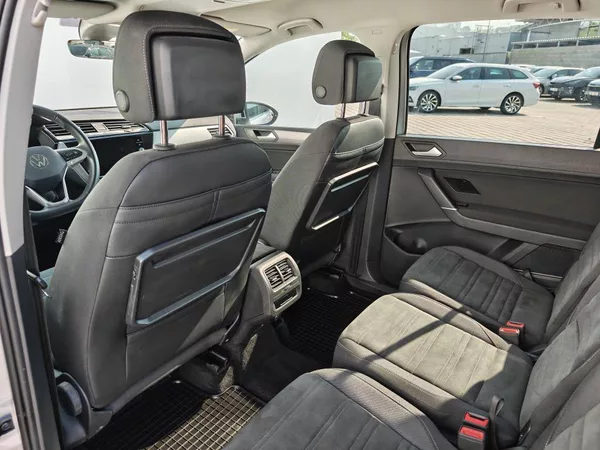 Volkswagen Touran Comfortline 7DSG 1,5TSI - foto 7