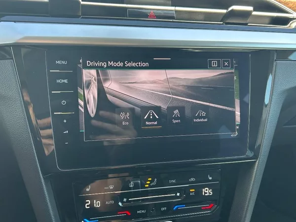 Volkswagen Arteon Elegance 7DSG 2,0TSI - foto 20
