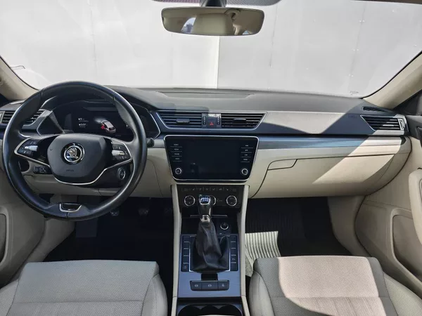 Škoda Superb Style 6MP 2,0TDI - foto 11