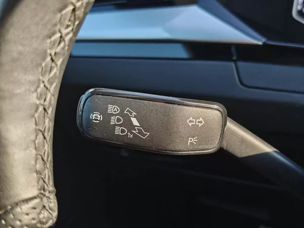 Volkswagen Arteon R-Line 6G 1,5TSI - foto 13