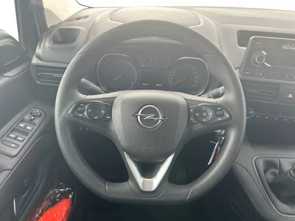 Opel Combo 1,2 / 81 kW 1,2 - foto 10
