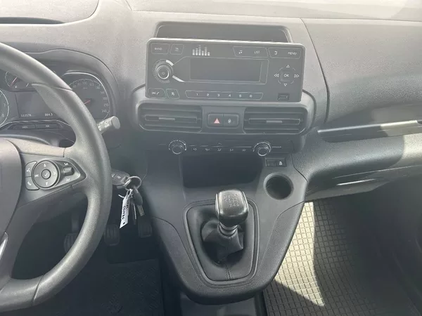 Opel Combo 1,2 / 81 kW 1,2 - foto 11