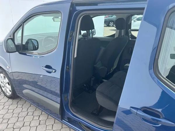 Opel Combo 1,2 / 81 kW 1,2 - foto 7