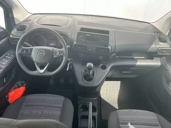 Opel Combo 1,2 / 81 kW 1,2 - foto 9