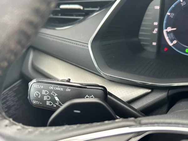 Škoda Octavia Ambition 7DSG 2,0TDI - foto 13