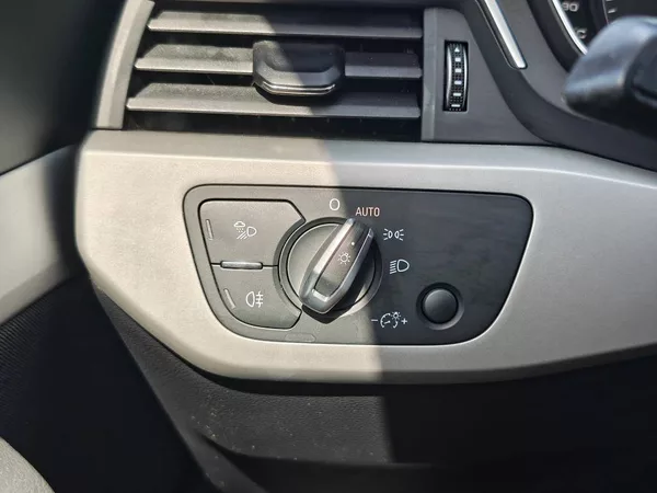 Audi A5 35 ST7 2,0TFSI - foto 19