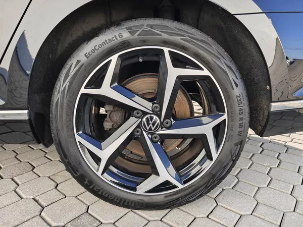 Volkswagen Passat Elegance 6G 2,0TDi - foto 21