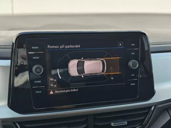 Volkswagen T-Roc Life 6G 1,0TSI - foto 16