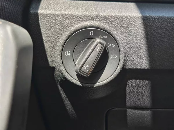 Volkswagen T-Roc Life 6G 1,0TSI - foto 18