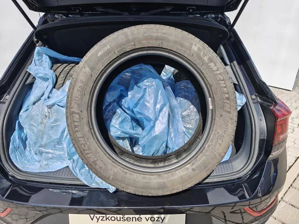 Volkswagen T-Roc Life 6G 1,0TSI - foto 22