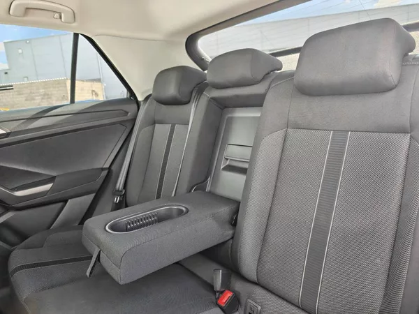 Volkswagen T-Roc Life 6G 1,0TSI - foto 8