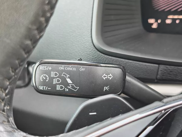 Škoda Karoq Ambition DSG 1,5TSI - foto 13
