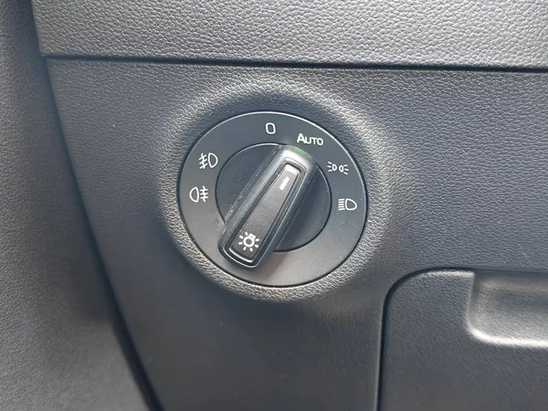 Škoda Karoq Ambition DSG 1,5TSI - foto 17