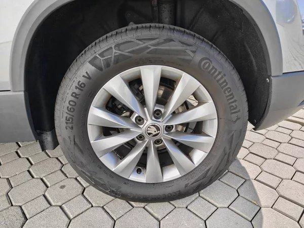 Škoda Karoq Ambition DSG 1,5TSI - foto 20